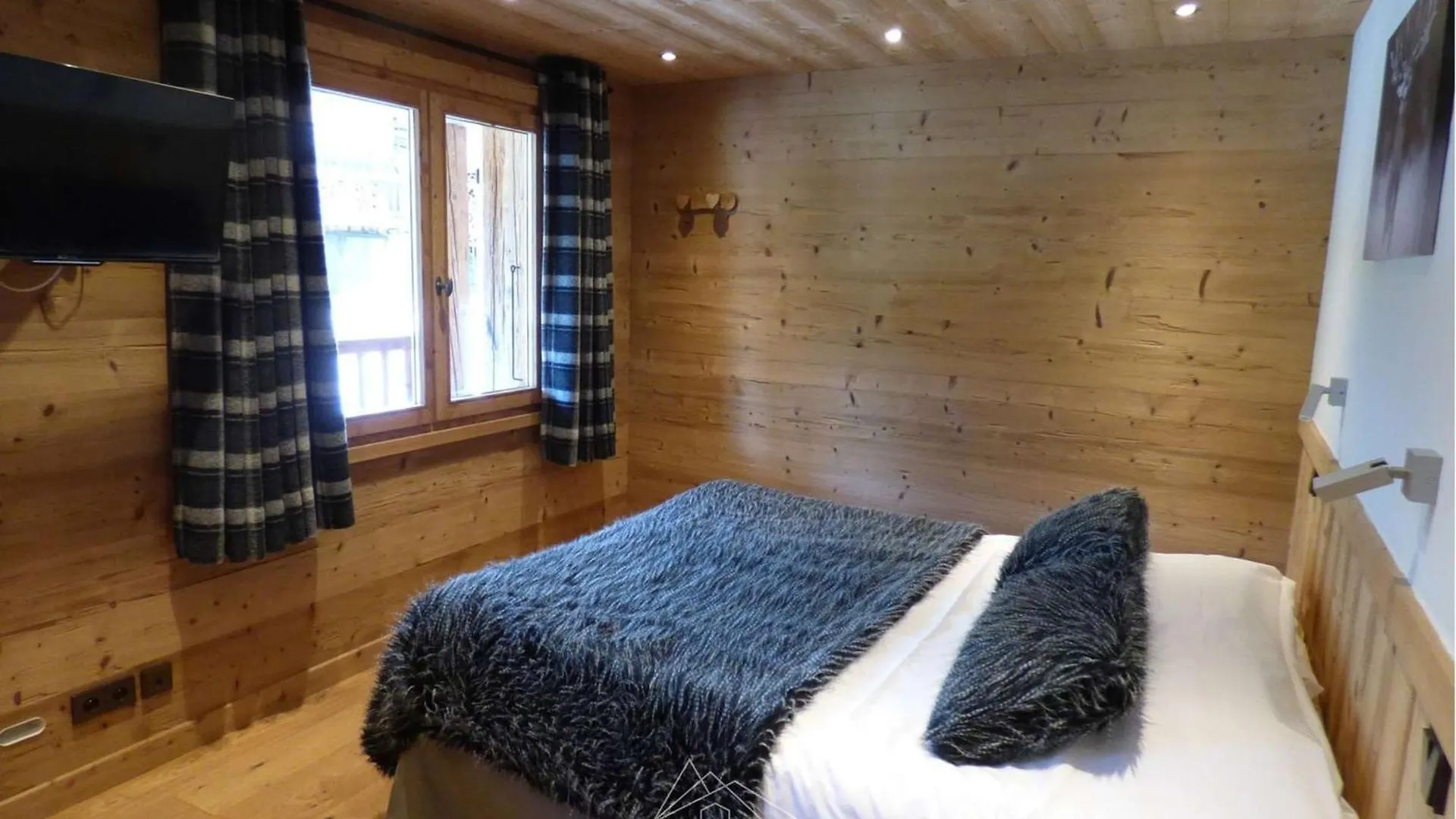Superbe 5 Pieces Renove Avec Sauna, Hammam, Jacuzzi, Proche Telecabines Et Village, Ideal 12/14 Pers. - Fr-1-458-101 Le Grand-Bornand 0*,